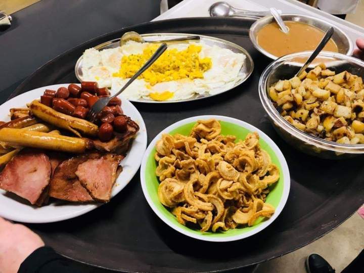 Assiette jambon fèves cabane à sucre Victoriaville